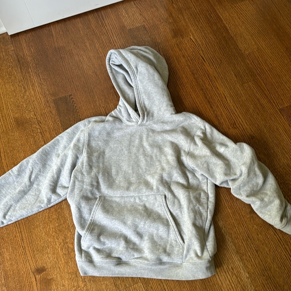 Alo hoodie